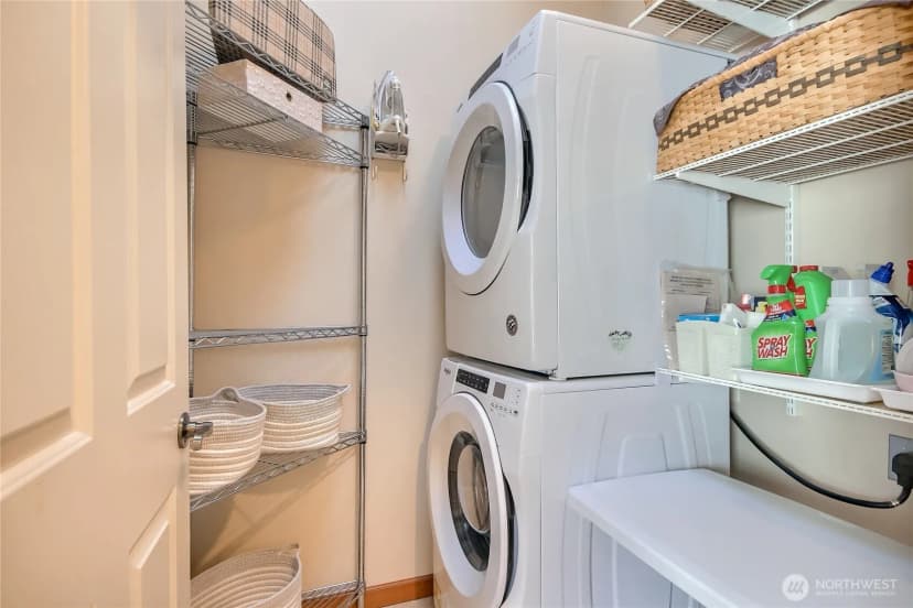 Property photo for 4415 40th Avenue Sw, Seattle photo 16