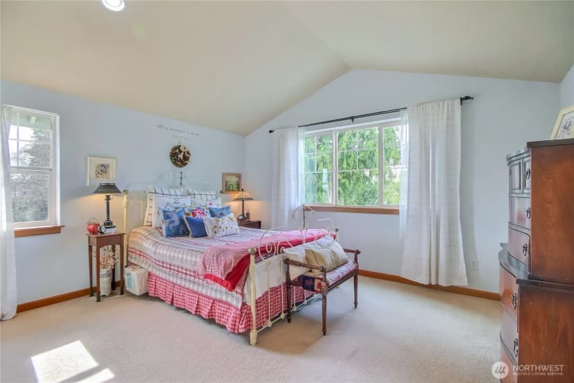 Property photo for 4415 40th Avenue Sw, Seattle photo 13