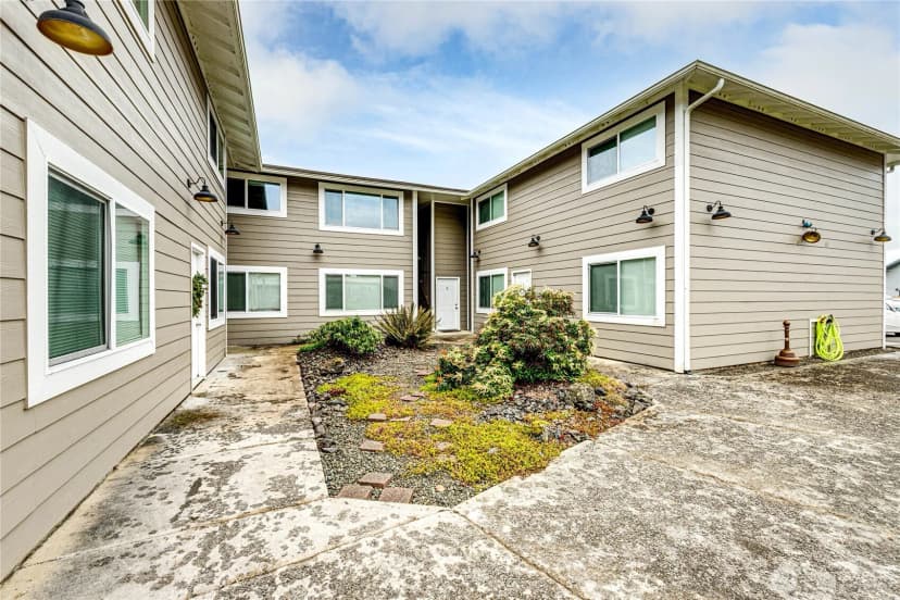 Property photo for 97 S Elderberry Avenue, Forks photo 14