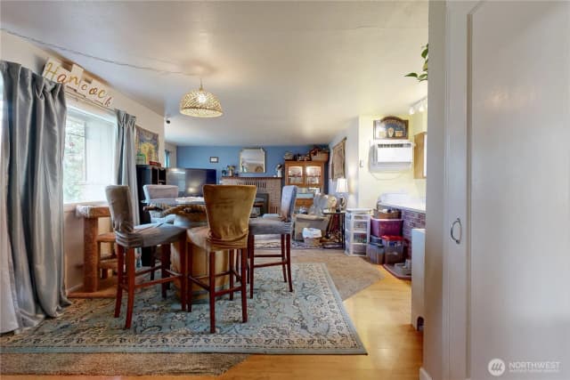 Property photo for 530 Sw 4th Street, College Place photo 4
