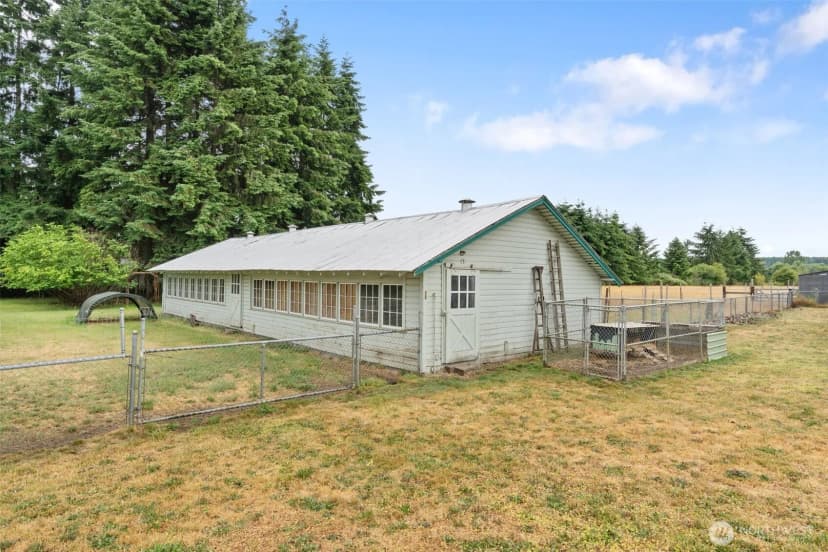 Property photo for 3507 Harrison Avenue, Centralia photo 24