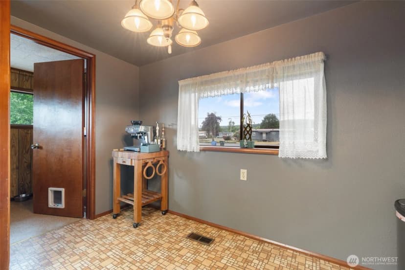 Property photo for 3507 Harrison Avenue, Centralia photo 18