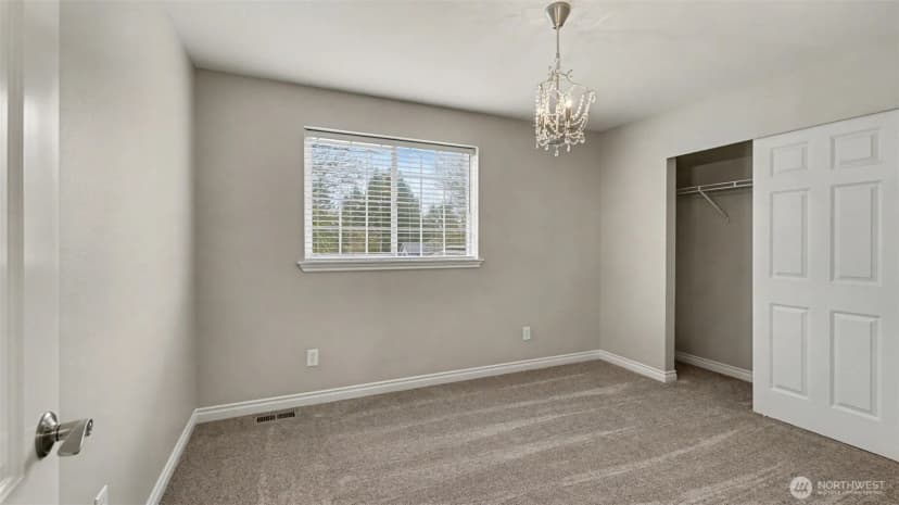 Property photo for 1909 Highpoint Street, Enumclaw photo 24