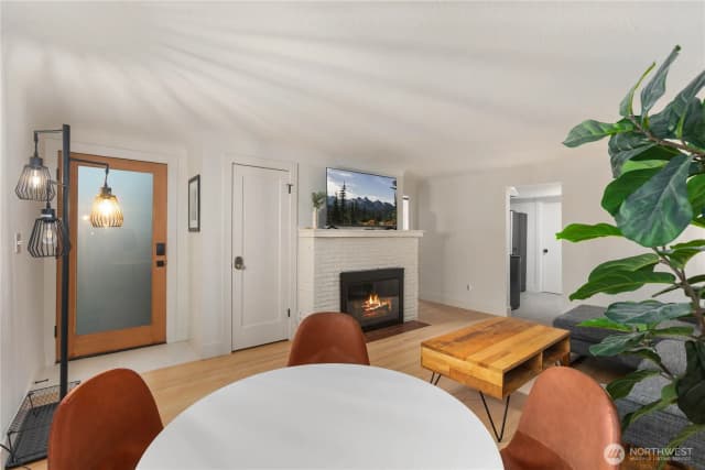 Property photo for 8731 13th Avenue Nw, Seattle photo 4