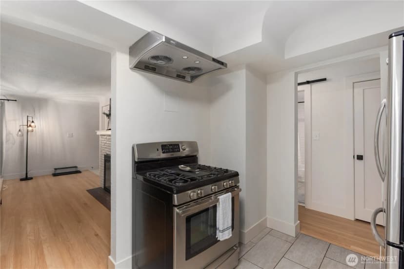 Property photo for 8731 13th Avenue Nw, Seattle photo 12