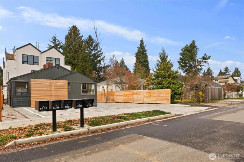 Property photo for 8731 13th Avenue Nw, Seattle photo 27