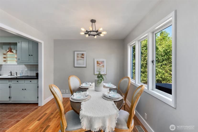 Property photo for 340 Ne 53rd Street, Seattle photo 16