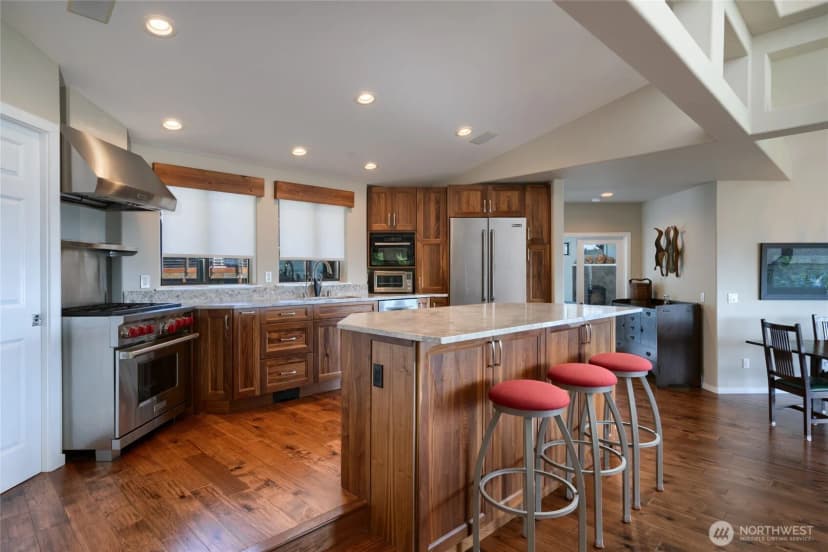 Property photo for 15107 Bridgeway Drive, Anacortes photo 10