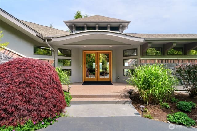 Property photo for 15107 Bridgeway Drive, Anacortes