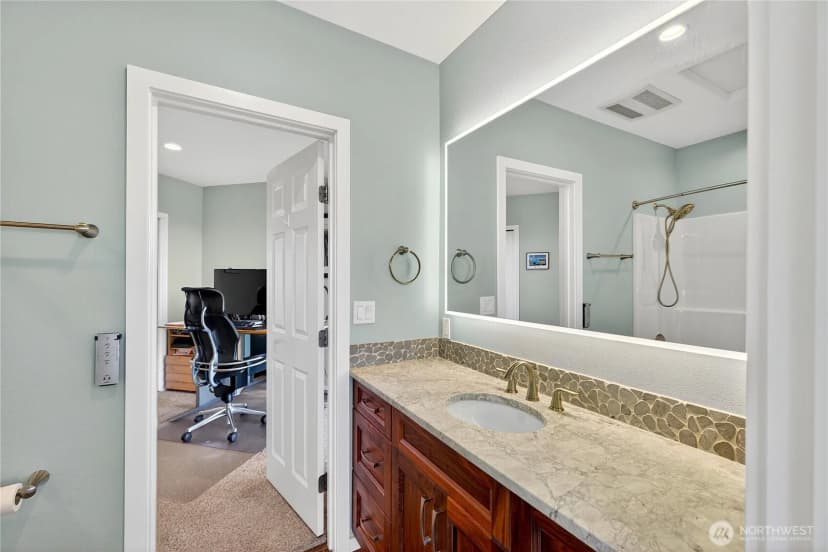 Property photo for 15107 Bridgeway Drive, Anacortes photo 20
