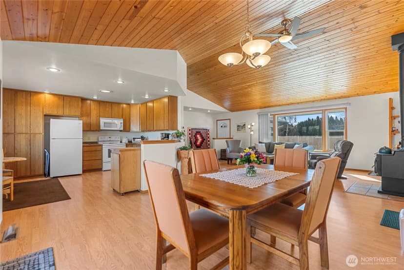 Property photo for 605 Pinyon Place, Omak photo 12