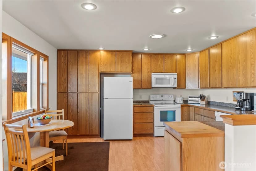 Property photo for 605 Pinyon Place, Omak photo 14