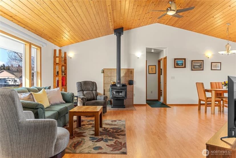 Property photo for 605 Pinyon Place, Omak photo 9