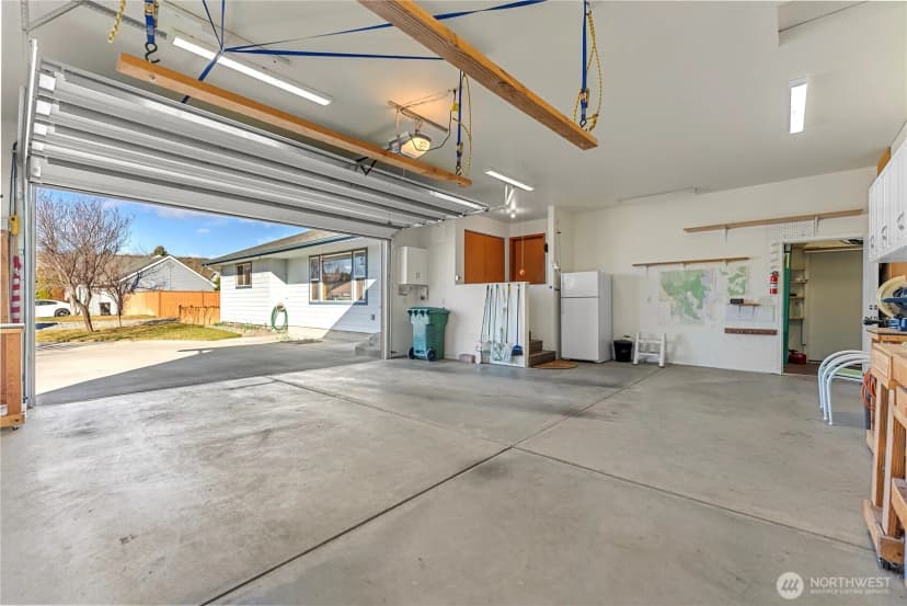 Property photo for 605 Pinyon Place, Omak photo 28