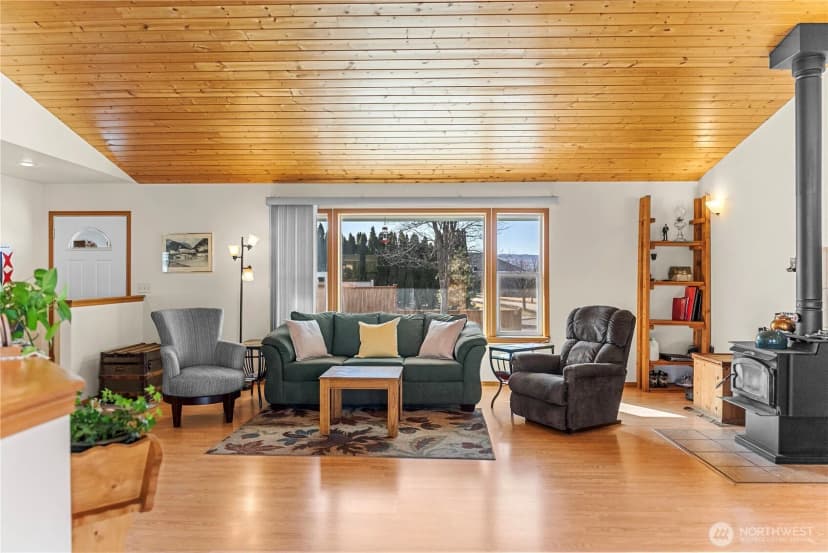Property photo for 605 Pinyon Place, Omak photo 8