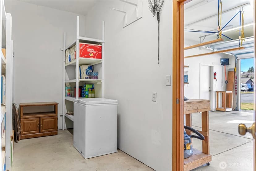 Property photo for 605 Pinyon Place, Omak photo 30