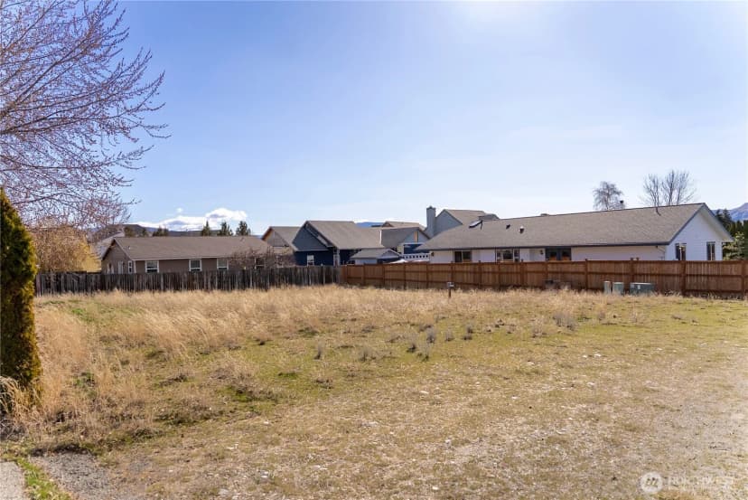 Property photo for 605 Pinyon Place, Omak photo 5