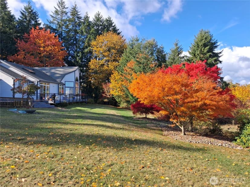 Property photo for 4716 D'milluhr Drive Ne, Olympia photo 32