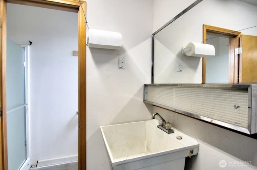 Property photo for 4716 D'milluhr Drive Ne, Olympia photo 24
