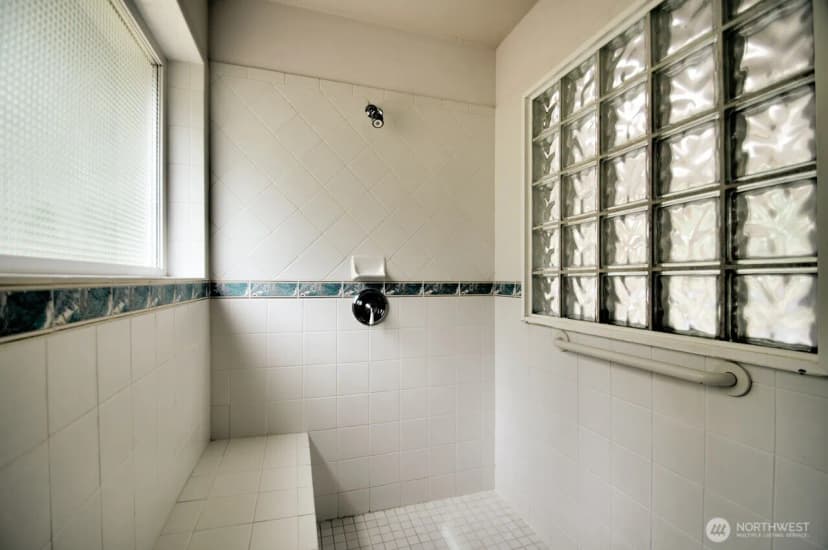 Property photo for 4716 D'milluhr Drive Ne, Olympia photo 13
