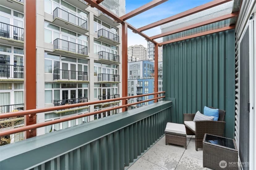 Property photo for 2717 Western Avenue #624, Seattle photo 10