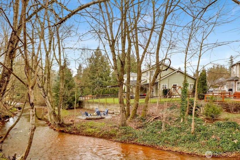Property photo for 303 Parkside Court, Lynden photo 33
