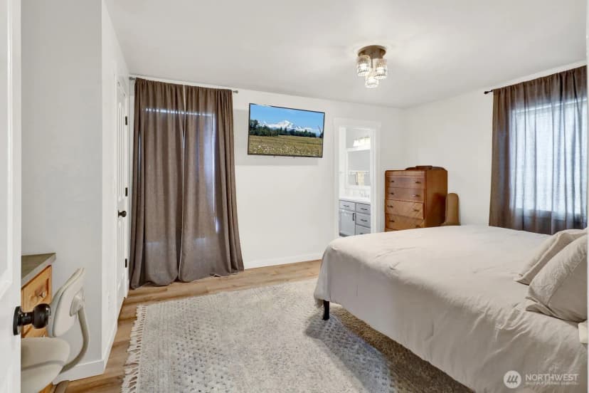 Property photo for 303 Parkside Court, Lynden photo 15