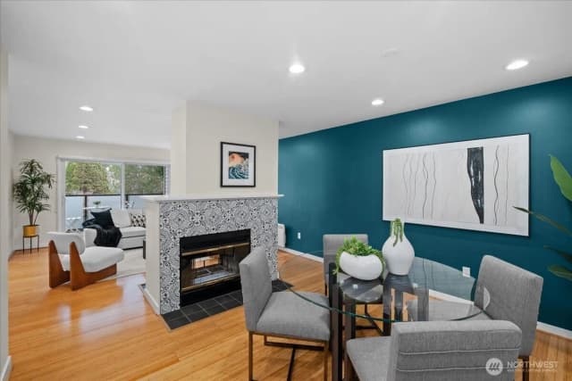 Property photo for 5225 50th Avenue Ne #206, Seattle photo 4