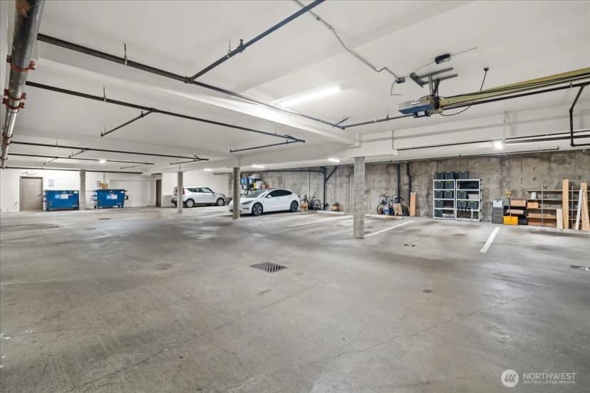 Property photo for 5225 50th Avenue Ne #206, Seattle photo 25