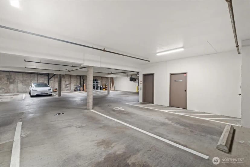 Property photo for 5225 50th Avenue Ne #206, Seattle photo 26