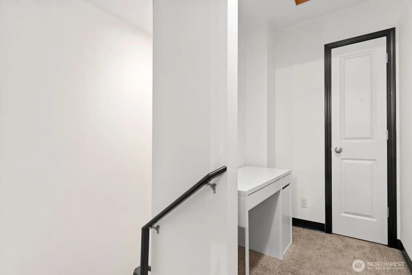 Property photo for 877 5th Pl Ne, Issaquah photo 23