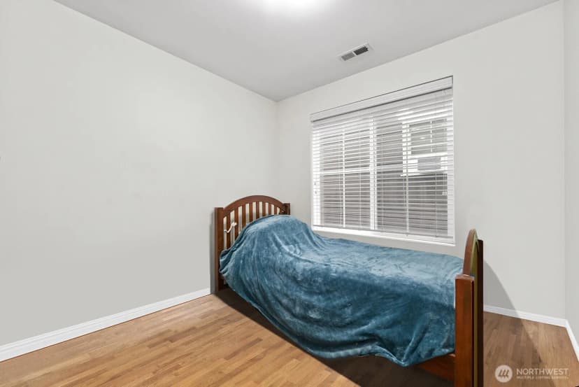 Property photo for 877 5th Pl Ne, Issaquah photo 19