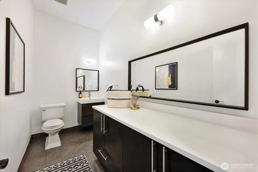 Property photo for 11014 Cornell Avenue S, Seattle photo 29