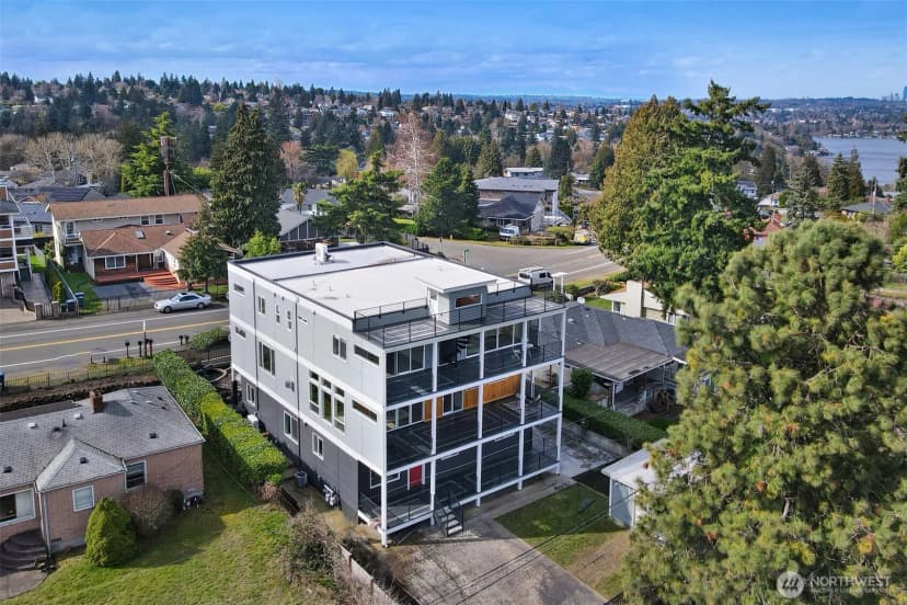 Property photo for 11014 Cornell Avenue S, Seattle photo 37