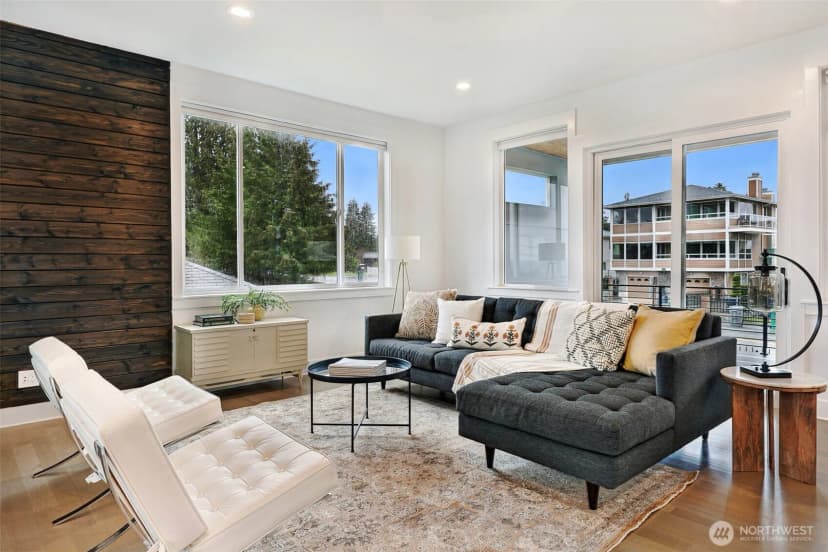 Property photo for 11014 Cornell Avenue S, Seattle photo 14