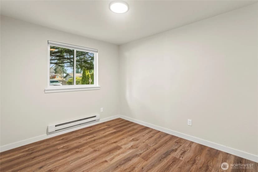 Property photo for 17218 12th Avenue E, Spanaway photo 15