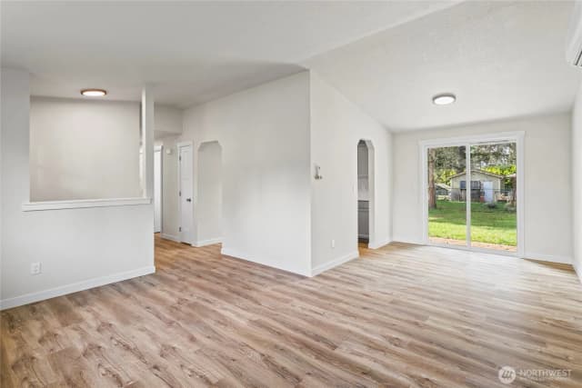Property photo for 17218 12th Avenue E, Spanaway photo 5