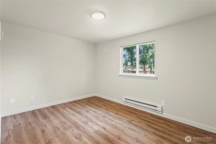 Property photo for 17218 12th Avenue E, Spanaway photo 16