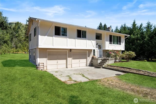 Property photo for 9721 194th Street E, Graham photo 4