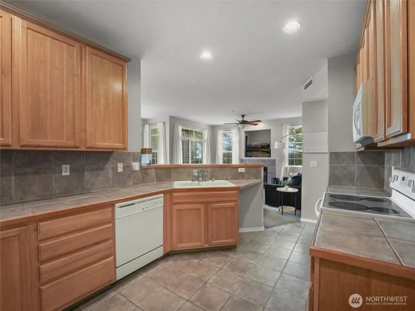 Property photo for 6834 20th St E #1, Fife photo 15