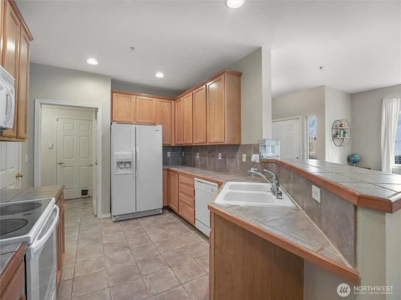Property photo for 6834 20th St E #1, Fife photo 14