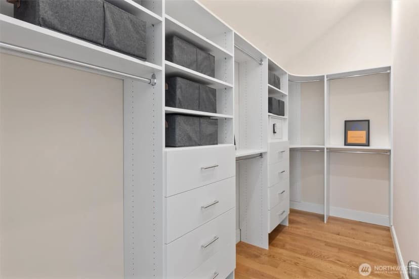 Property photo for 1427 Woodrow Place E, Seattle photo 22