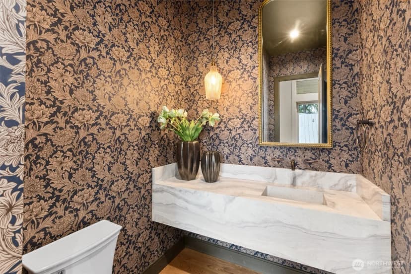 Property photo for 1427 Woodrow Place E, Seattle photo 10