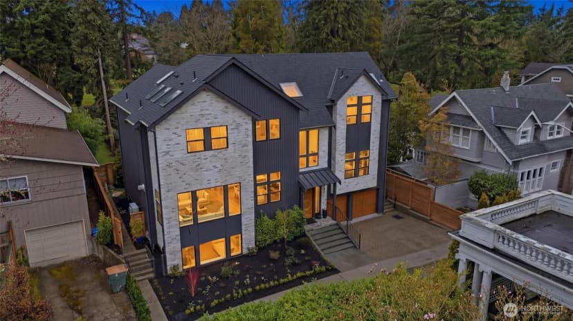 Property photo for 1427 Woodrow Place E, Seattle photo 37