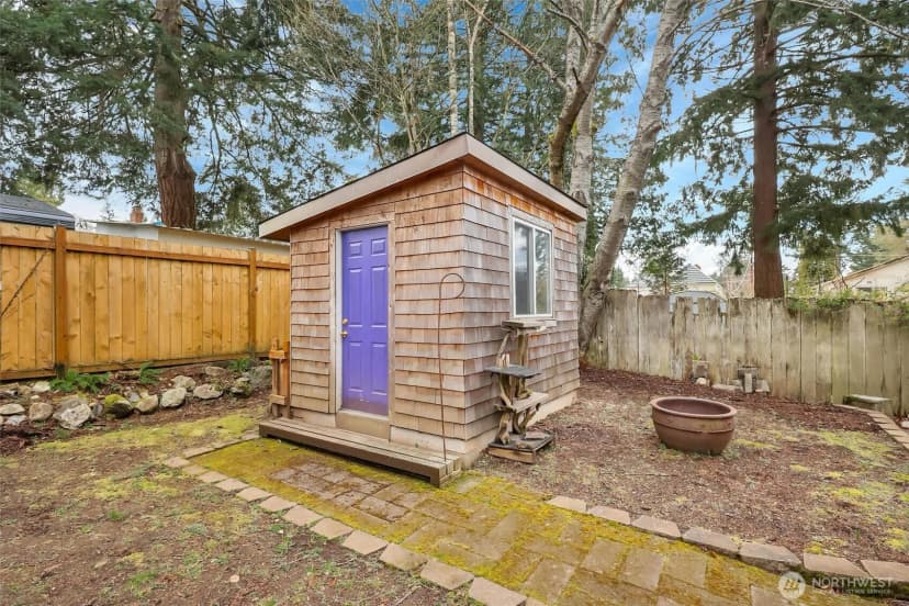 Property photo for 13722 Interlake Avenue N, Seattle photo 28