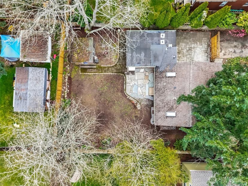 Property photo for 13722 Interlake Avenue N, Seattle photo 32