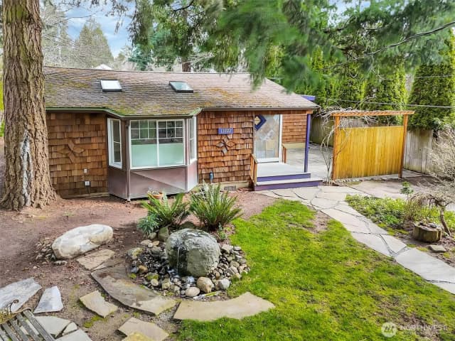 Property photo for 13722 Interlake Avenue N, Seattle