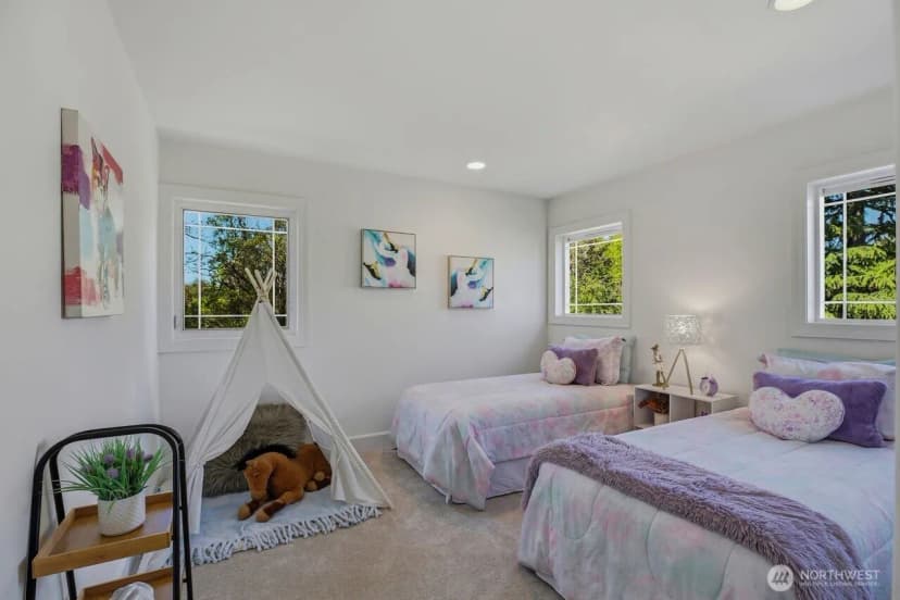 Property photo for 8696 Island Drive S, Seattle photo 25