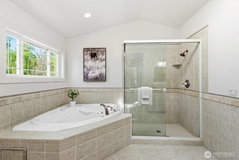 Property photo for 8696 Island Drive S, Seattle photo 24