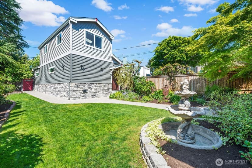 Property photo for 8696 Island Drive S, Seattle photo 36